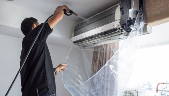 Cách Vệ Sinh Máy Lạnh Tại Nhà