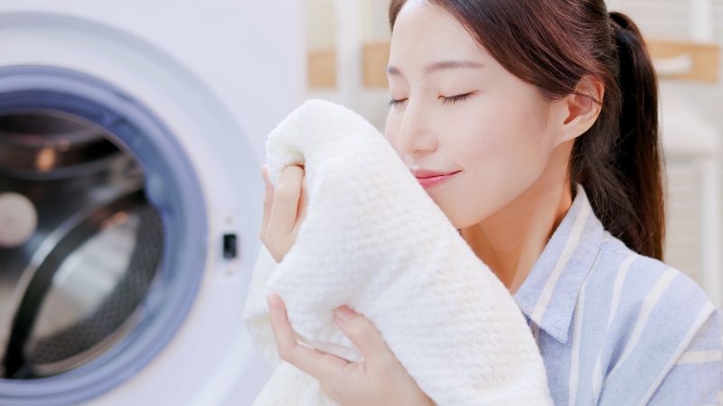 Cách vệ sinh máy giặt Whirlpool tại nhà nhanh chóng, hiệu quả